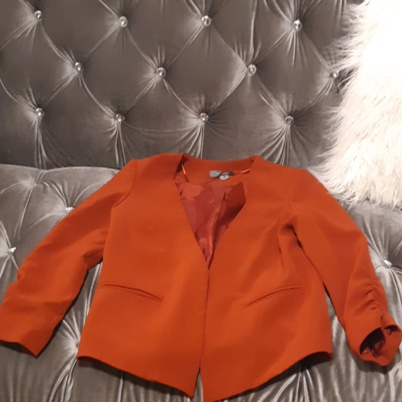 Blazer - Picture 2 of 3